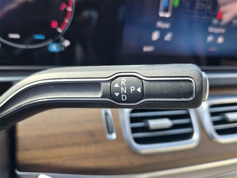Used 2024 Mercedes-Benz GLE 450 4MATIC image 19