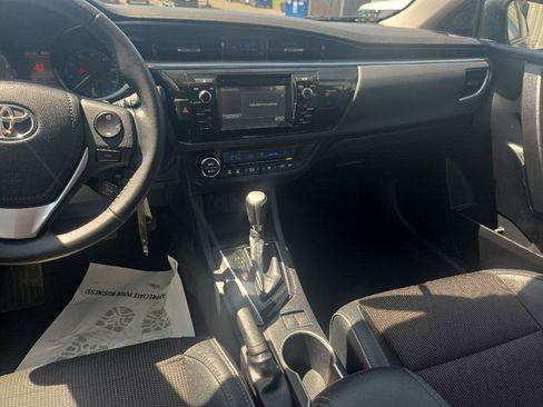 Used 2015 Toyota Corolla S FWD image 28