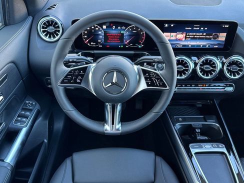 New 2026 Mercedes-Benz GLA 250 image 26