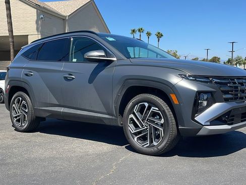 New 2025 Hyundai Tucson Limited image 1