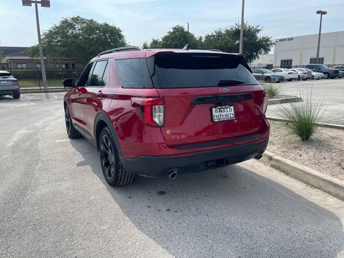 Used 2023 Ford Explorer ST-Line w/ Class IV Trailer Tow Package RWD image 3