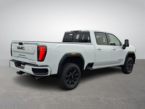 New 2026 GMC Sierra 2500 AT4 w/ AT4 Preferred Package image 4