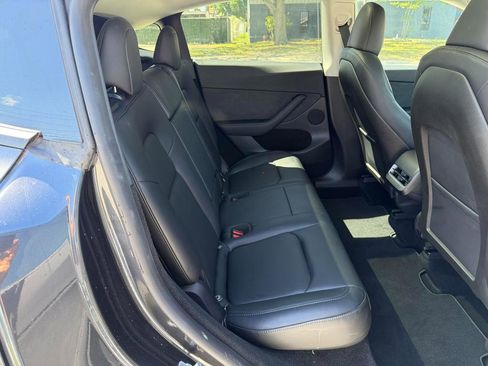 Used 2024 Tesla Model Y Long Range image 13