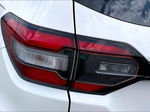 Used 2025 Honda Pilot EX-L image 22