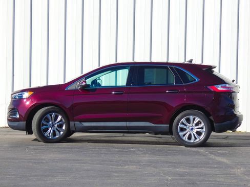 Used 2022 Ford Edge Titanium image 35