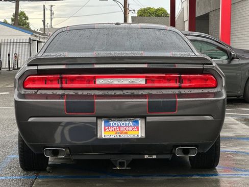 Used 2013 Dodge Challenger R/T w/ Blacktop Pkg RWD image 5