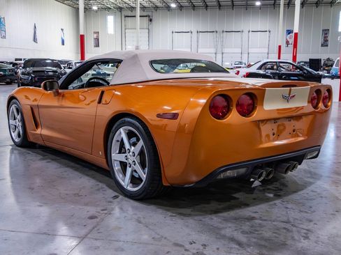 Used 2007 Chevrolet Corvette Convertible w/ Preferred Equipment Group RWD image 23