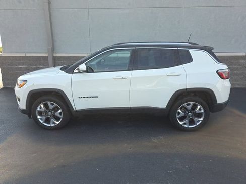 Used 2018 Jeep Compass Limited w/ Navigation Group AWD/4WD image 8