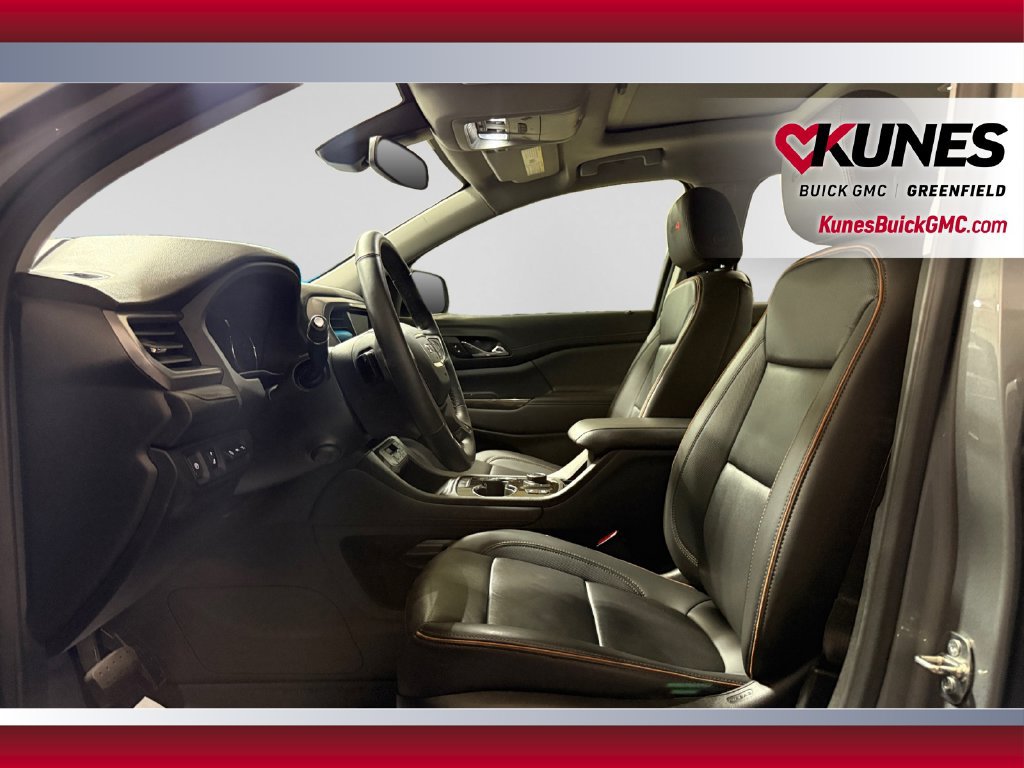 Used 2023 GMC Acadia AT4 w/ Technology Package AWD/4WD image 22