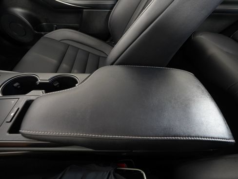 Used 2022 Lexus IS 350 F Sport AWD/4WD image 26
