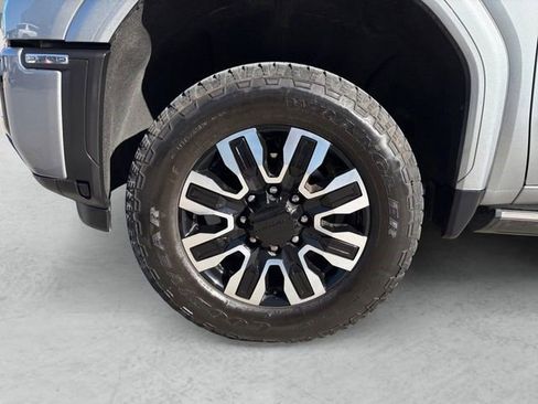 Certified 2024 GMC Sierra 3500 Denali Ultimate image 22
