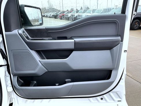 Used 2025 Ford F150 XLT w/ Equipment Group 301A Standard AWD/4WD image 17