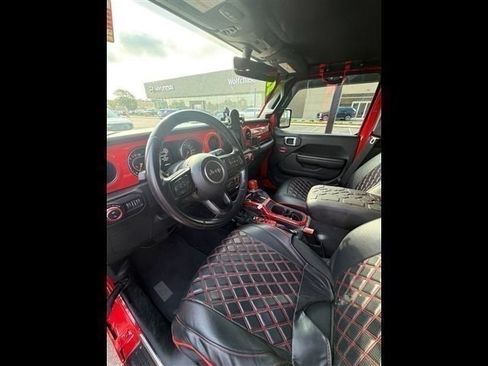 Used 2021 Jeep Gladiator Sport AWD/4WD image 9