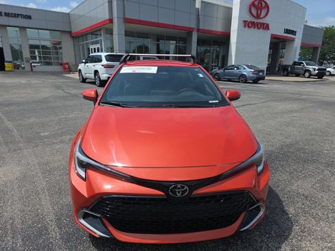Certified 2025 Toyota Corolla XSE FWD image 2