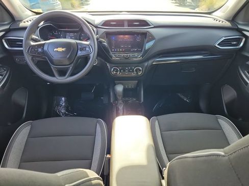 Used 2022 Chevrolet TrailBlazer LT w/ Convenience Package AWD/4WD image 13