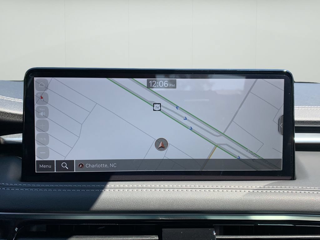 Certified 2026 Genesis G70 2.5T RWD image 40