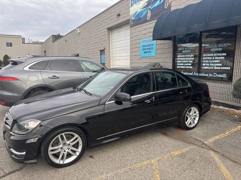 Used 2014 Mercedes-Benz C 300 4MATIC Sedan image 7