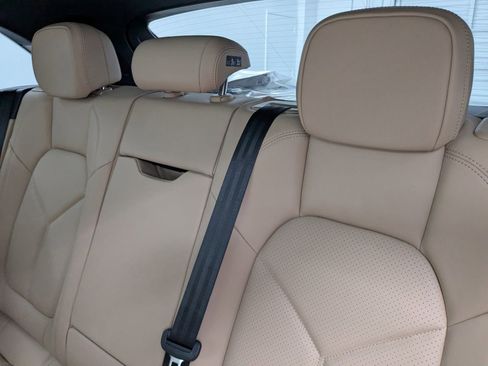 New 2026 Porsche Macan image 20