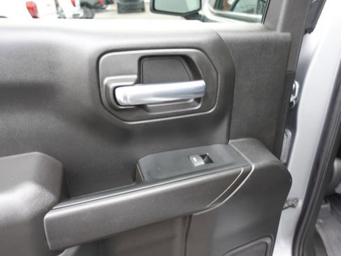 Used 2023 Chevrolet Silverado 1500 Custom image 20