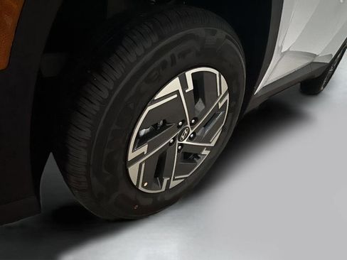 New 2026 Hyundai Tucson Blue SE image 4