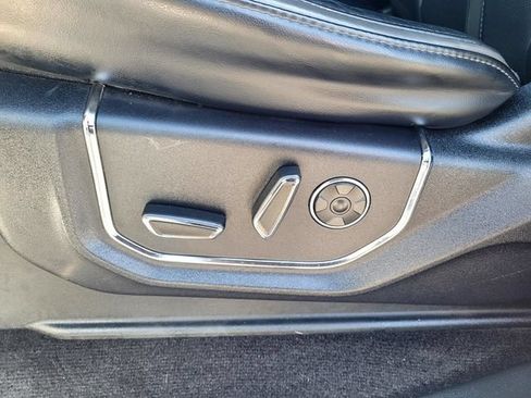 Used 2015 Ford F150 Platinum w/ Equipment Group 701A Luxury RWD image 11