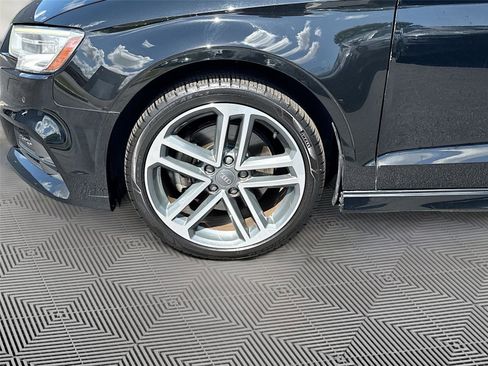 Used 2018 Audi A3 2.0T Premium Plus w/ Premium Plus Package FWD image 32