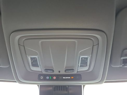 Used 2025 Chevrolet Silverado 1500 LT AWD/4WD image 29