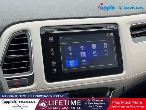 Used 2018 Honda HR-V EX image 12