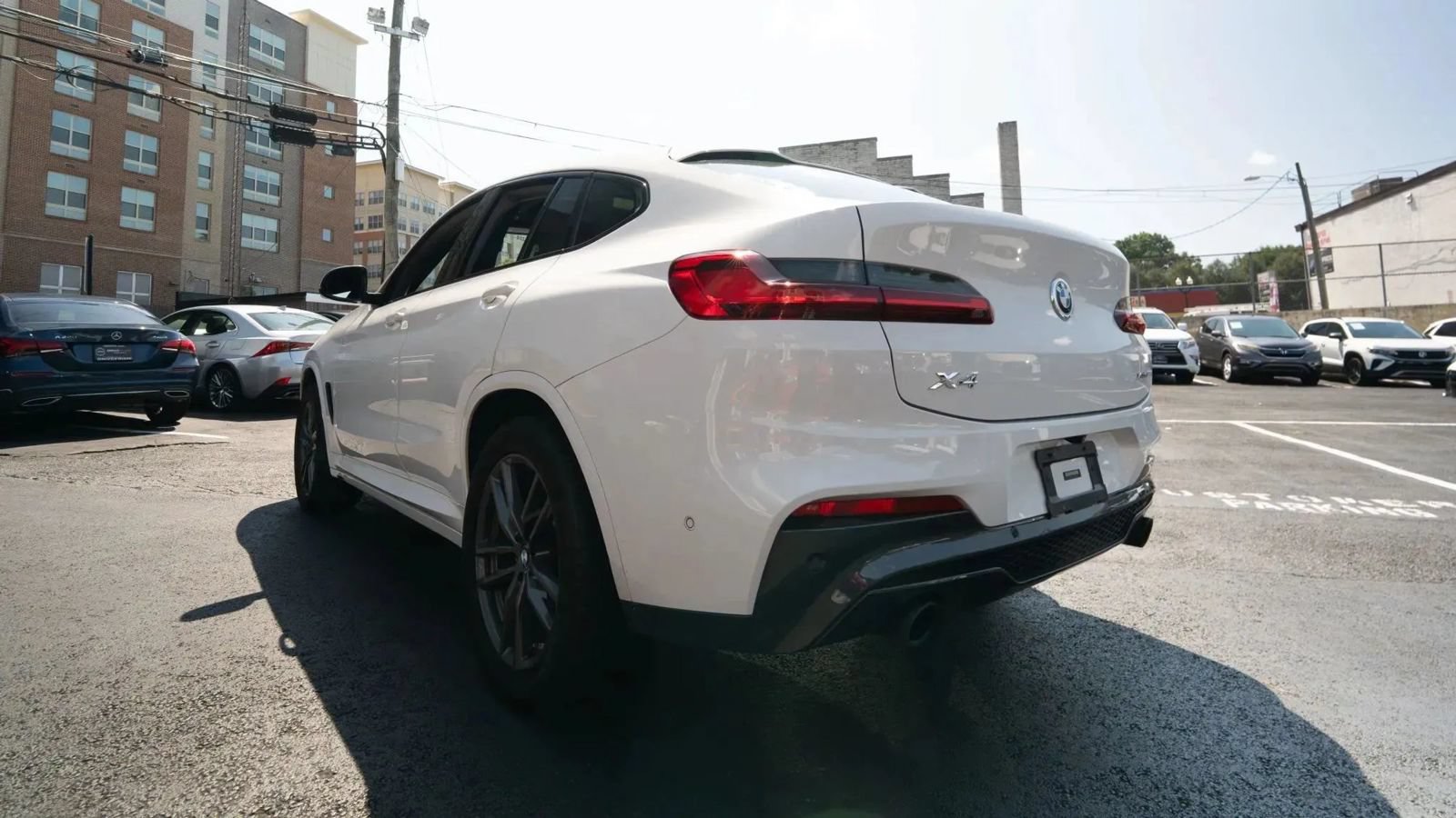 Used 2019 BMW X4 xDrive30i w/ Executive Package AWD/4WD image 6