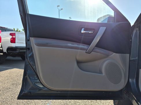 Used 2012 Nissan Rogue S w/ Special Edition Pkg AWD/4WD image 12