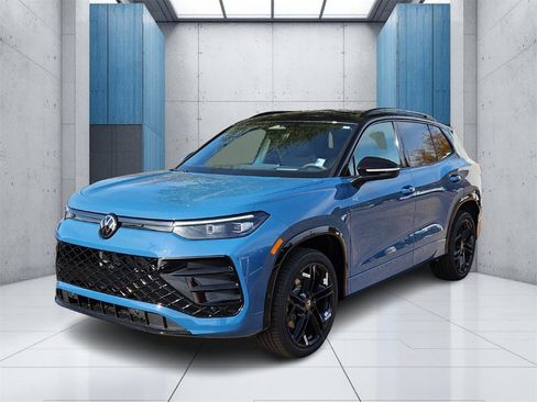 New 2026 Volkswagen Tiguan SE R-Line image 25