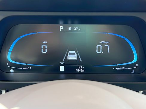 Certified 2025 Hyundai Elantra Sport FWD image 20