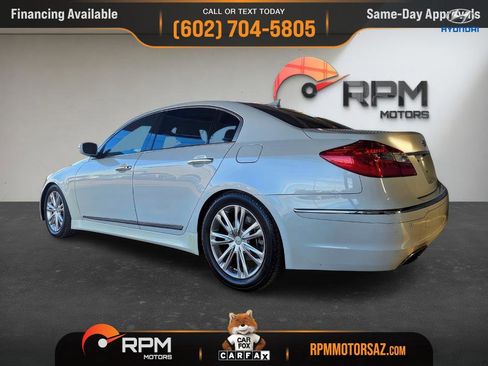 Used 2012 Hyundai Genesis 5.0 image 24