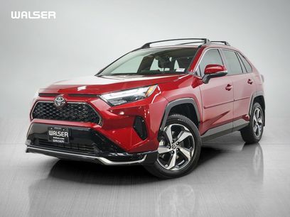 Used 2025 Toyota RAV4 SE w/ Weather & Moonroof Package