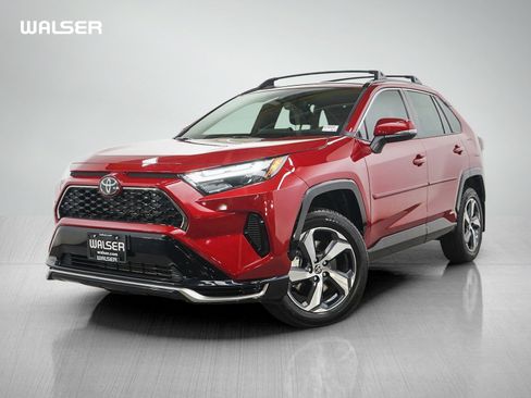 Used 2025 Toyota RAV4 SE w/ Weather & Moonroof Package AWD/4WD image 1