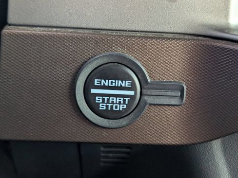 Used 2022 Ford Bronco Outer Banks AWD/4WD image 18