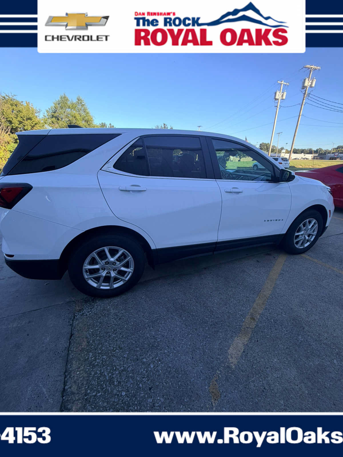 Used 2024 Chevrolet Equinox LT w/ LPO, Floor Liner Package FWD image 4
