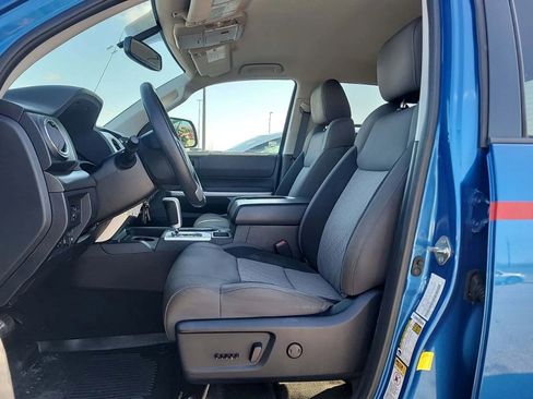 Used 2016 Toyota Tundra SR5 image 8