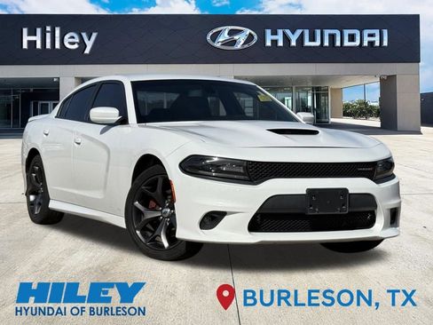 Used 2019 Dodge Charger GT image 2