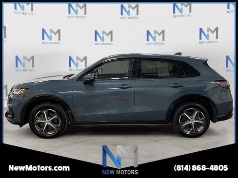 Used 2023 Honda HR-V EX-L image 2