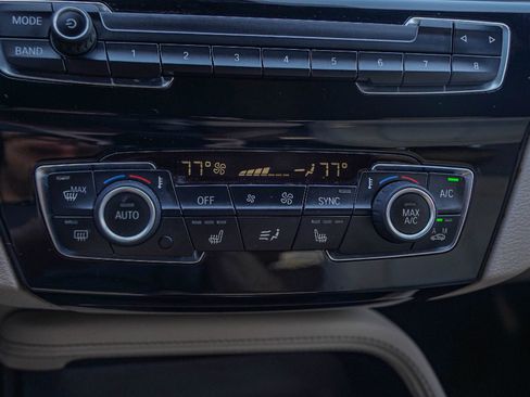 Used 2022 BMW X1 sDrive28i w/ Convenience Package image 18