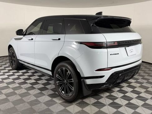 Used 2026 Land Rover Range Rover Evoque Dynamic SE AWD/4WD image 5