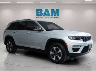 Used 2023 Jeep Grand Cherokee 4WD 4xe w/ Luxury Tech Group II video 1