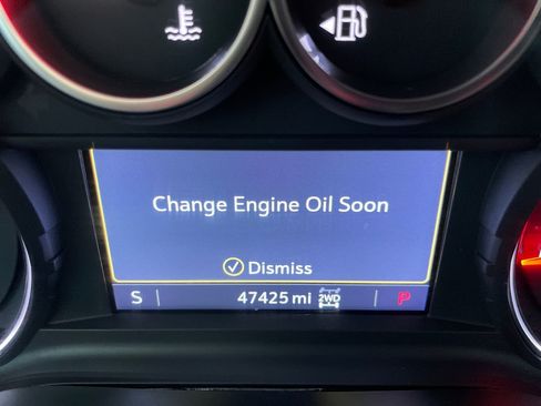 Used 2022 Chevrolet Silverado 2500 Custom w/ Custom Value Package image 23