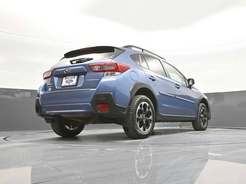 Used 2021 Subaru Crosstrek 2.0i Premium w/ Moonroof Package image 37