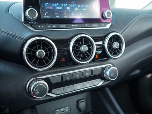 Used 2022 Nissan Sentra SV image 22