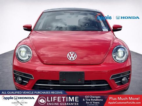 Used 2019 Volkswagen Beetle 2.0T SE FWD image 2