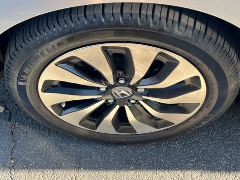 Used 2014 Honda Accord EX-L image 8