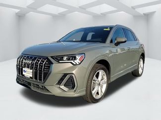 Used 2021 Audi Q3 2.0T Premium Plus video 1