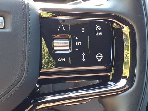 Certified 2026 Land Rover Range Rover Velar S AWD/4WD image 15